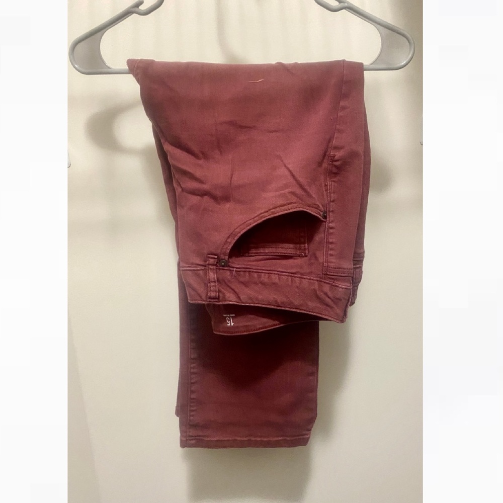 Burgundy Capris